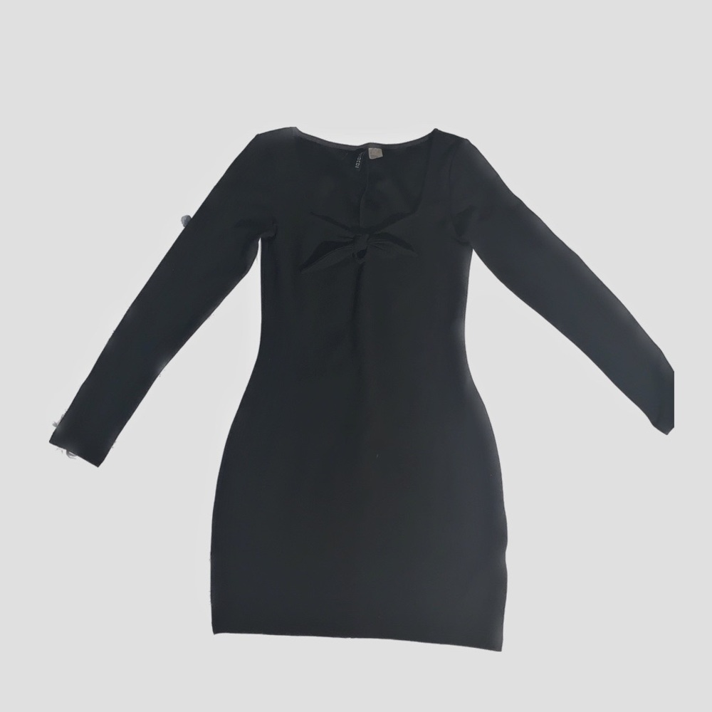 H&M Divided Black Front-Tied Long Sleeved Mini Dress